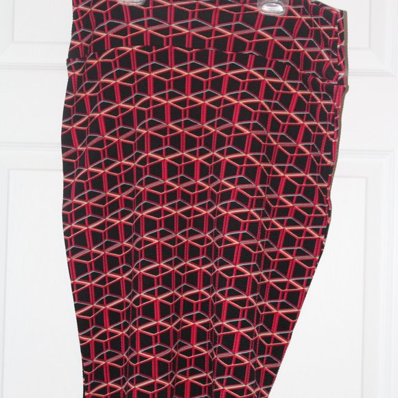 LuLaRoe Cassie Skirt - Picture 1 of 4